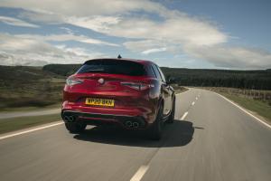 Alfa Romeo Stelvio Quadrifoglio 2020 года  (UK)